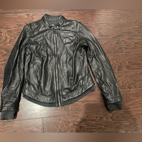 Andrew Marc Women Size Medium Leather Jacket Wool Layer Black Stand Collared - Picture 1 of 8